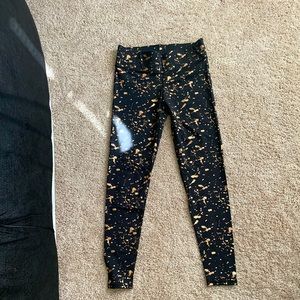Terez leggings black w gold medium never used